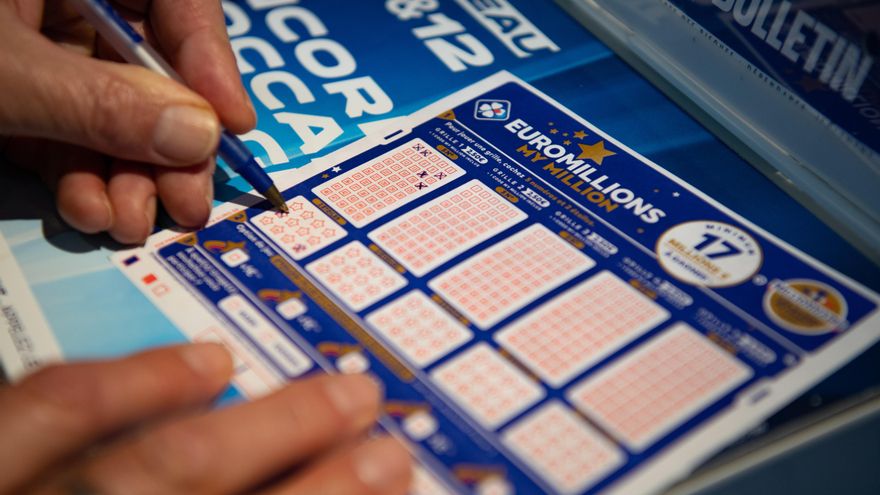 El bote de 250 millones de Euromillones se queda en Irlanda y deja alguna alegría en España