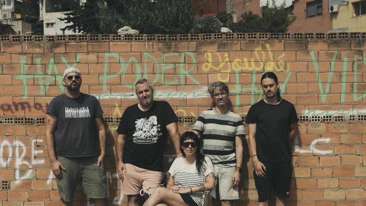 Sembrar solidaridad vegetal en la frontera: crónica de una expedición a Ceuta