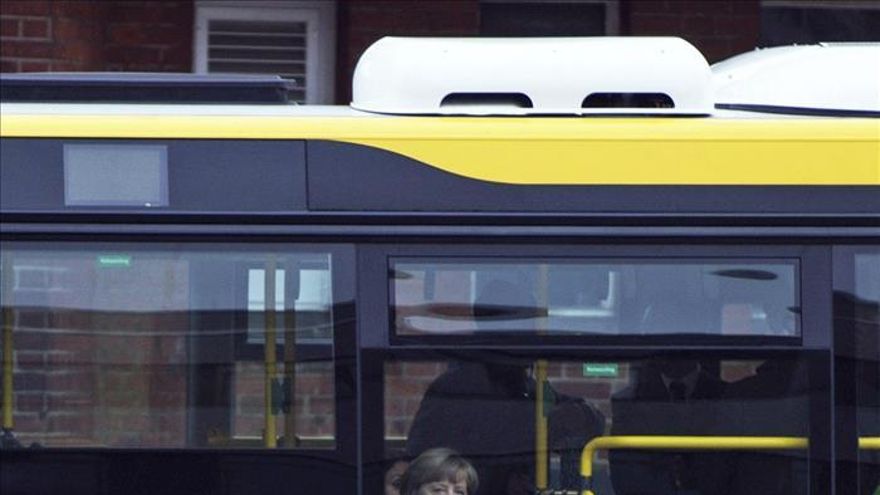 Merkel admite que debe mejorarse el acceso a la formación profesional a los inmigrantes