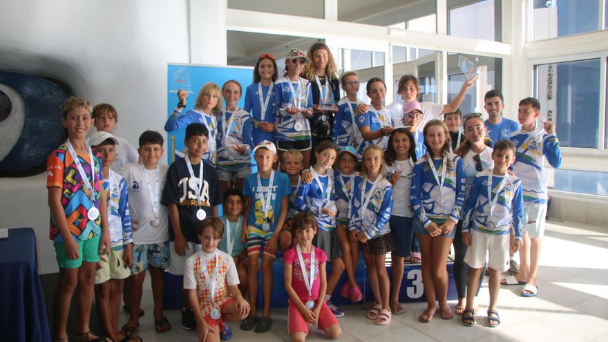 Haizeder Quesada y Alan Díaz, ganadores de la tercera prueba de la Copa Cabildo de Optimist C