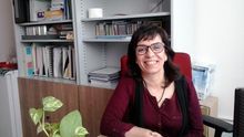 Carmen Caro, en su despacho de la Facultad de Enfermería de Sevilla