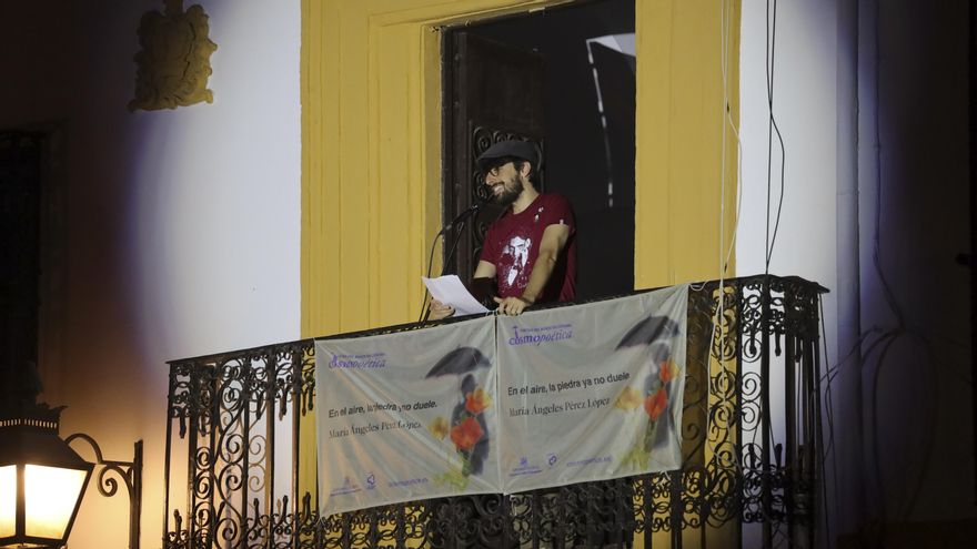 El Ayuntamiento asegura que este año habrá Cosmopoética: “Quien ha reclamado es una persona, no una empresa”