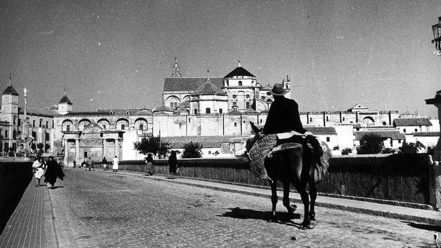 'En el Puente Romano (Córdoba)'