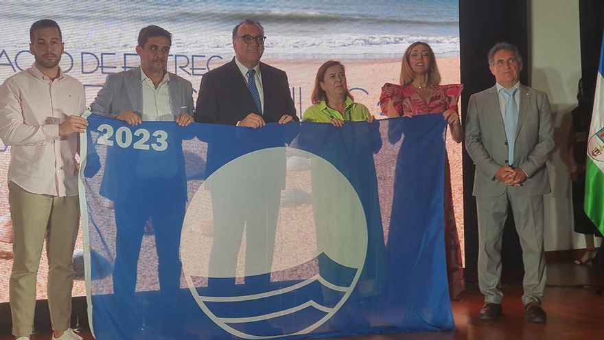 La Breña ya tiene la única bandera azul de playas de interior en Andalucía
