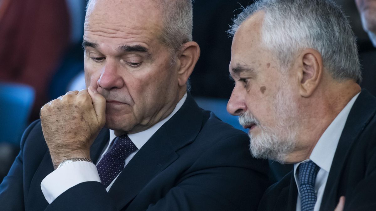 Los expresidentes Manuel Chaves y José Antonio Griñán, en el juicio de la pieza principal de los ERE.