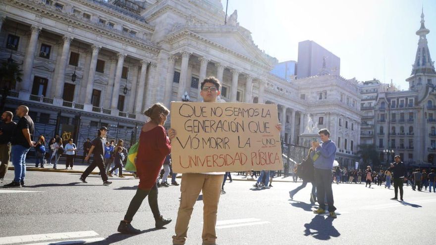 Los libertarios llegan con más aire que la oposición para imponerse sobre el veto a la Ley de Financiamiento Universitario