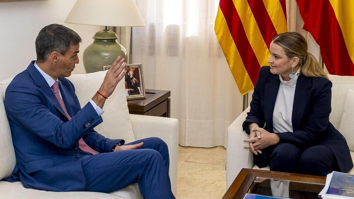 Prohens presenta ante Sánchez como propias las reivindicaciones de la protesta contra la turistificación en Balears