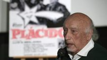 El escritor Manuel Vicent.