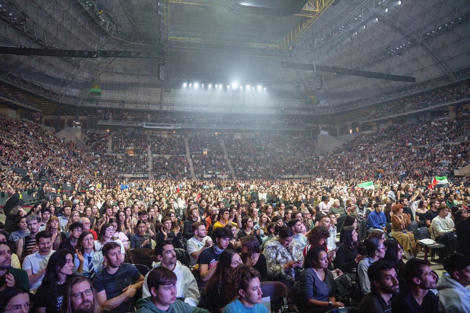 Una panorámica del palau Sant Jordi