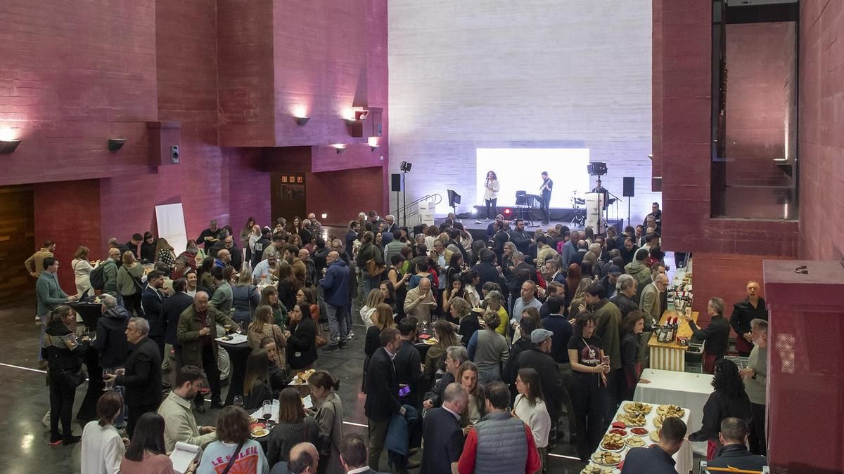 Encuentros y celebración: Las fotos de la fiesta de los Premios Kilómetro Cero