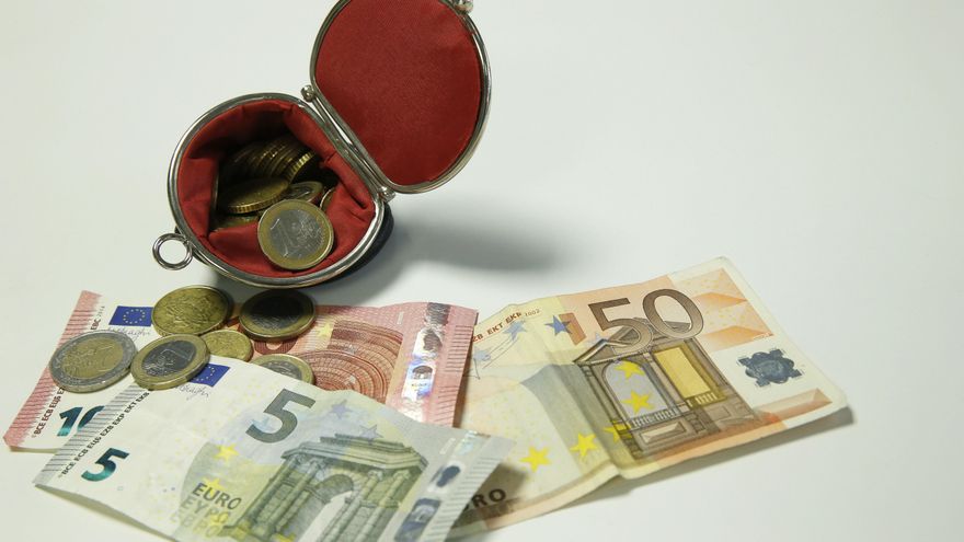 Extremadura tarda nueve días más en pagar a sus proveedores, aunque es la segunda comunidad más rápida