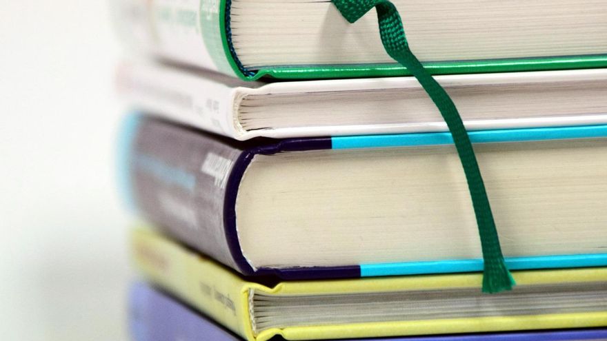 Libros por árboles: los ejemplares prestados en las bibliotecas contribuirán a la reforestación del Bajo Aragón