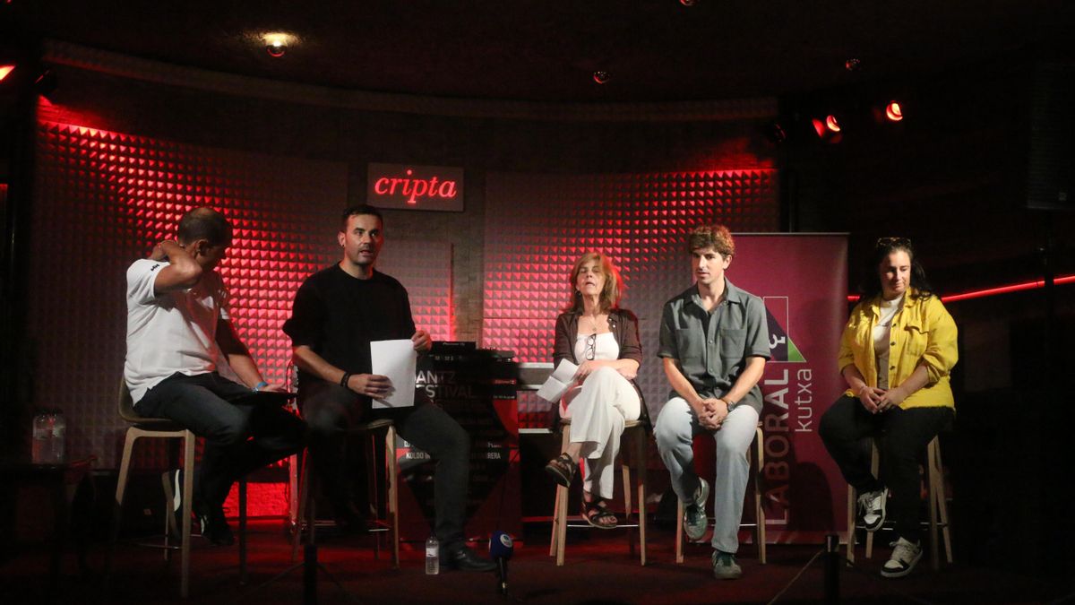 Presentación de Dantz Festival en la Cripta