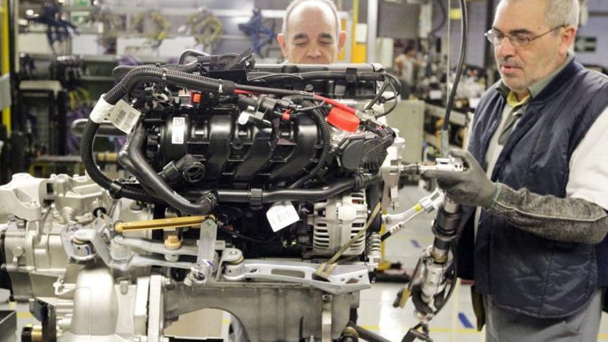 La producción industrial cayó el 1,7 % en eurozona y el 1,3 por ciento en la UE en noviembre