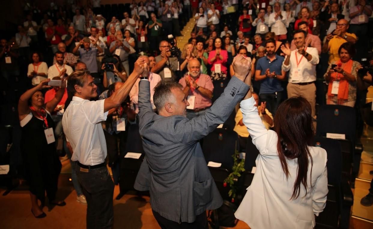 Juan Fernando López Aguilar, Ángel Víctor Torres y Patricia Hernández. (ALEJANDRO RAMOS)