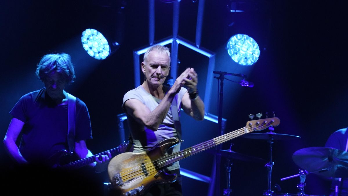 Otro momento del concierto de Sting en Pamplona