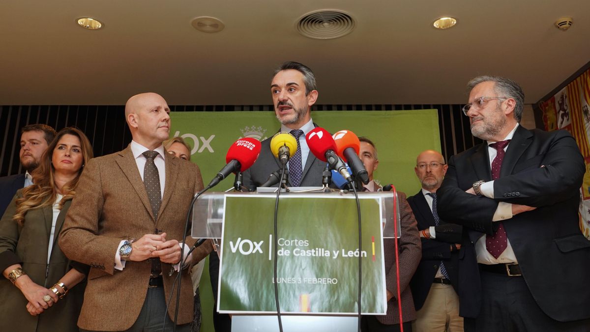El nuevo portavoz de Vox en las Cortes de Castilla y León, David Hierro, este lunes.