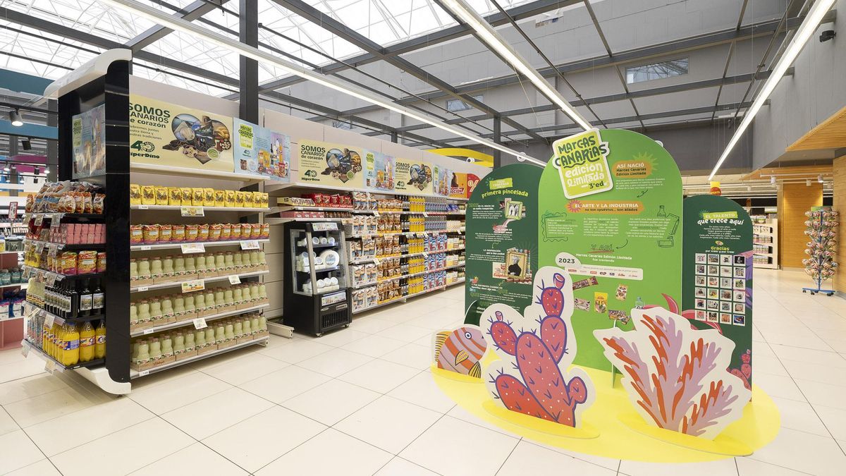 HiperDino y Asinca celebran el día de 'Elaborado en Canarias'.