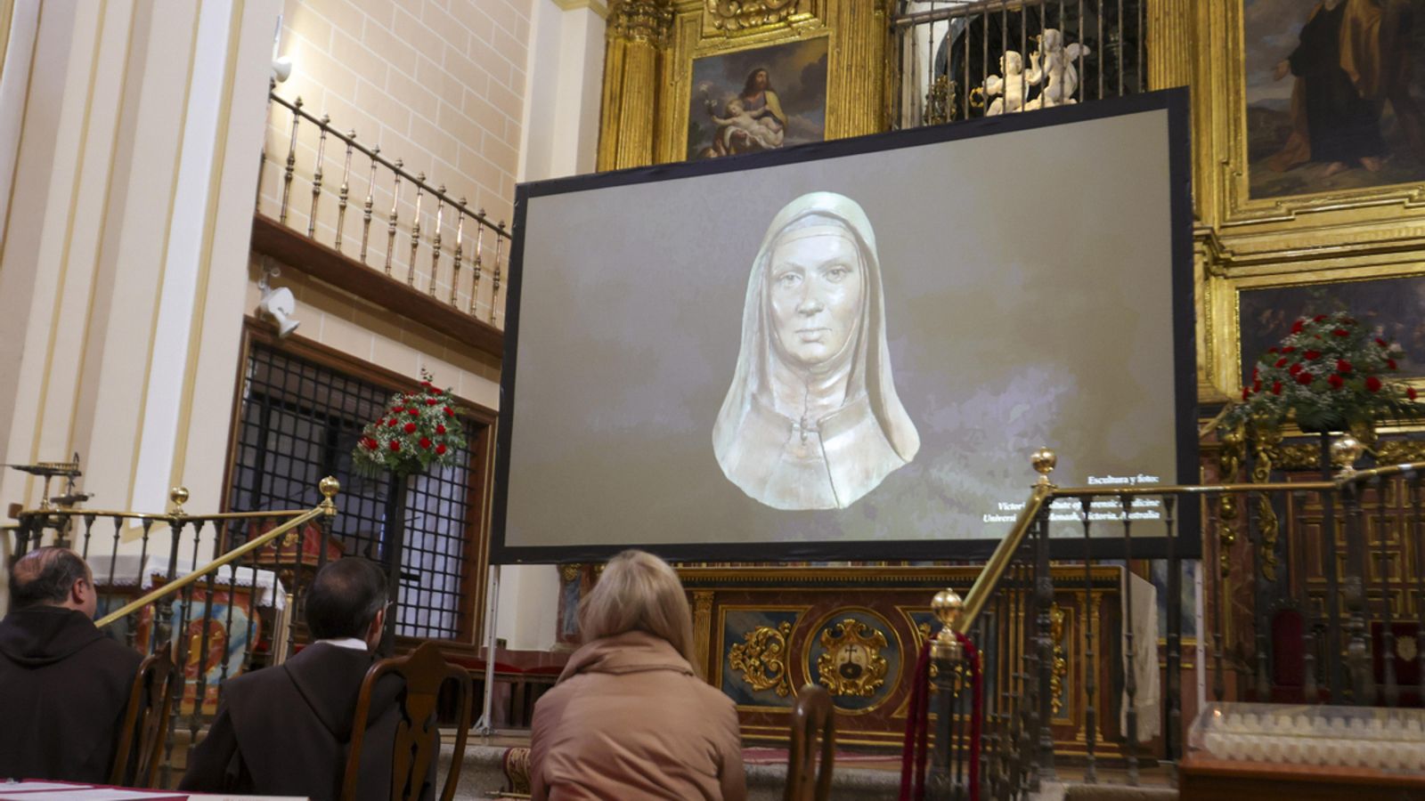 Presentación en la basílica de la Asunción de Alba de Tormes (Salamanca) del rostro original de Santa Teresa dentro del estudio hecho en Australia por el antropólogo italiano Luigi Capasso, a partir de sus restos mortales momificados.