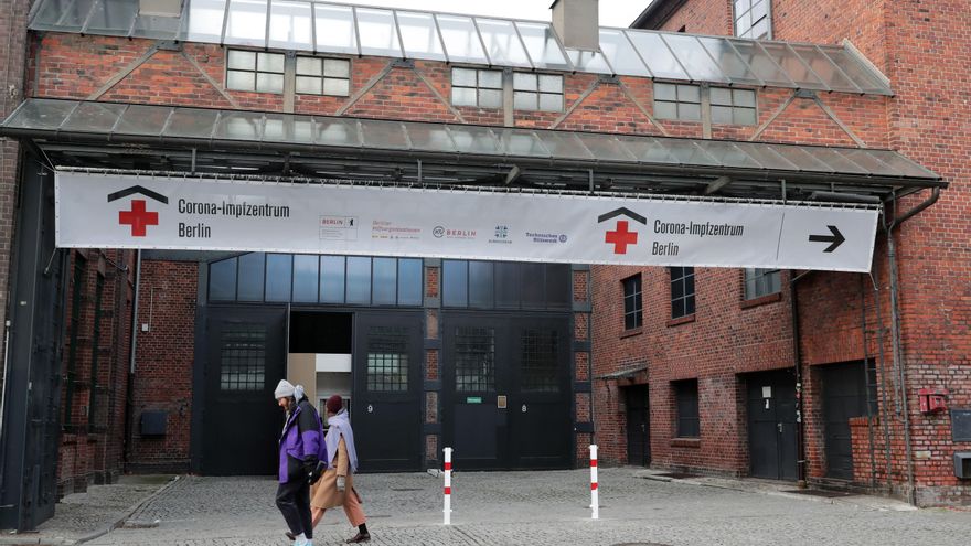 Alemania notifica 1.129 muertos en un día y supera por primera vez el millar. EFE/EPA/HAYOUNG JEON