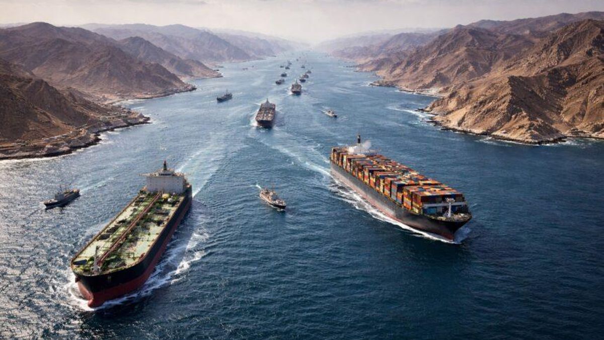 El cierre del Estrecho de Ormuz golpea al tráfico marítimo