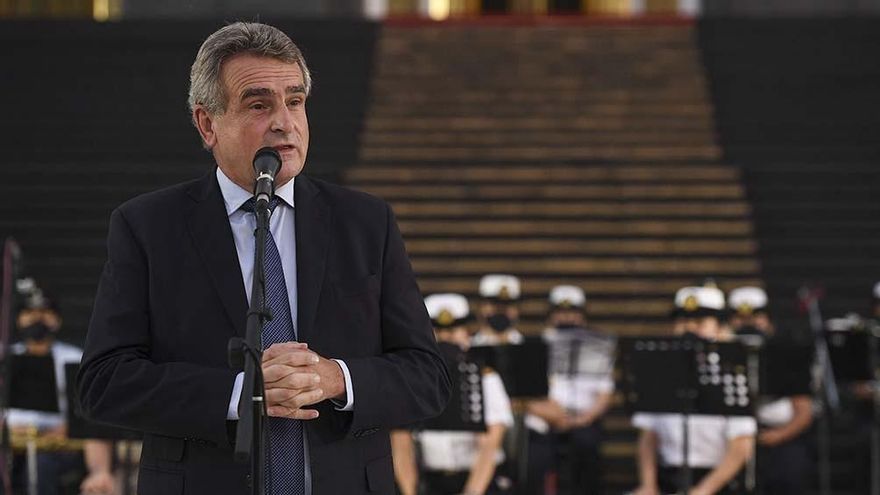 Rossi dijo que el avión que llevó "material bélico" a Bolivia salió de El Palomar y que el envío "no tenía soporte legal"