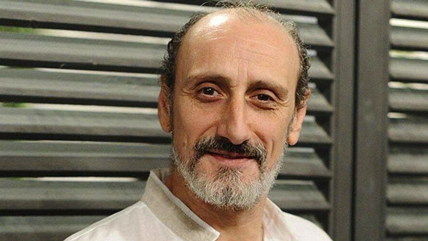 La hija de José Luis Gil actualiza su estado de salud con una imagen del actor: "Cada día un poco mejor"