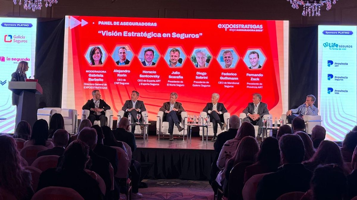 Ejecutivos del mercado asegurador, reunidos en un hotel porteño, debatieron sobre el presente y el futuro del sistema de Riesgos de Trabajo.