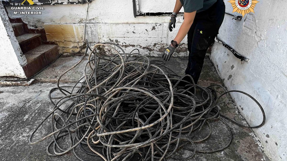 Aprovecha la final del Mundial para robar todo el cable del nuevo Mercadona de Lardero