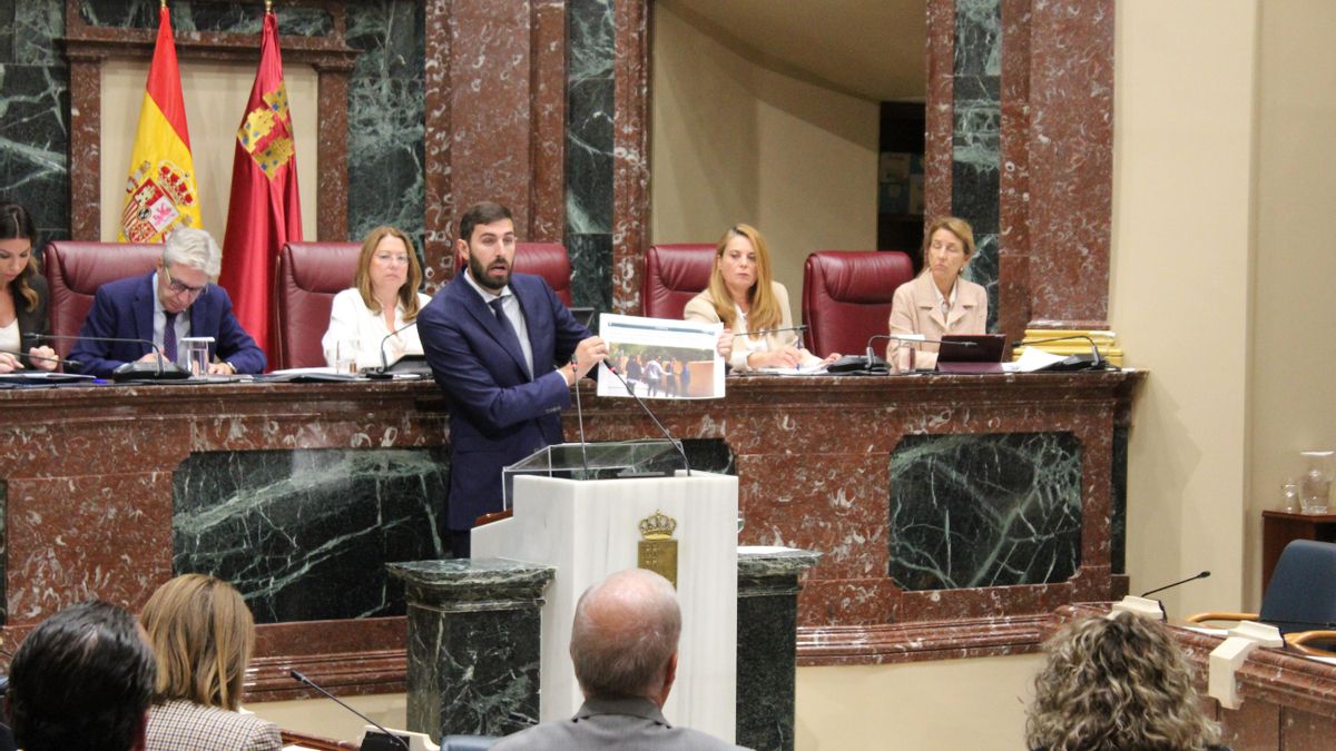 Vox pincha y se queda solo en su exigencia de cerrar todos los centros de menores no acompañados en Murcia