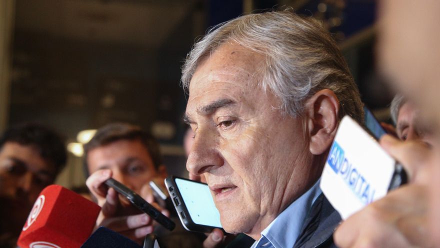 Para Gerardo Morales, Milei es "peligroso", "un pelele de Macri" y "un desequilibrado emocional"