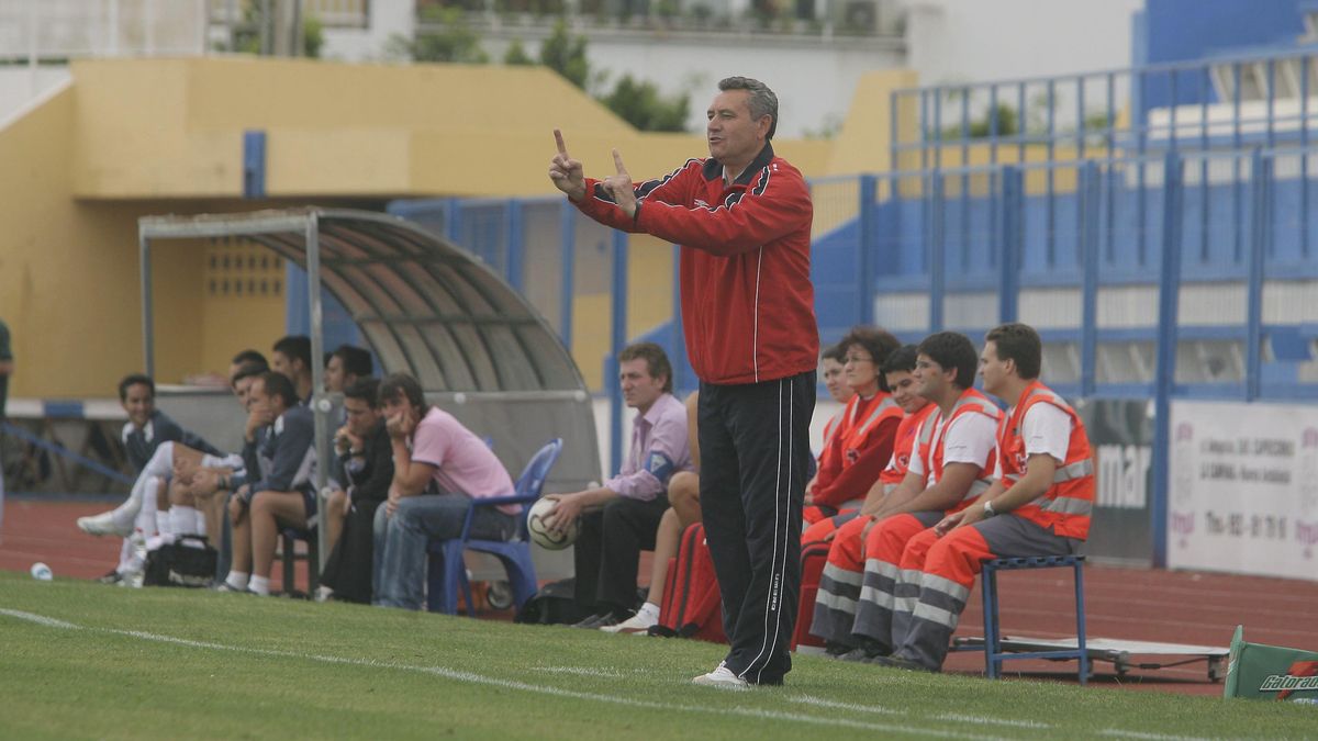 Pepe Escalante, líder absoluto con 176 encuentros y dos ascensos en su haber