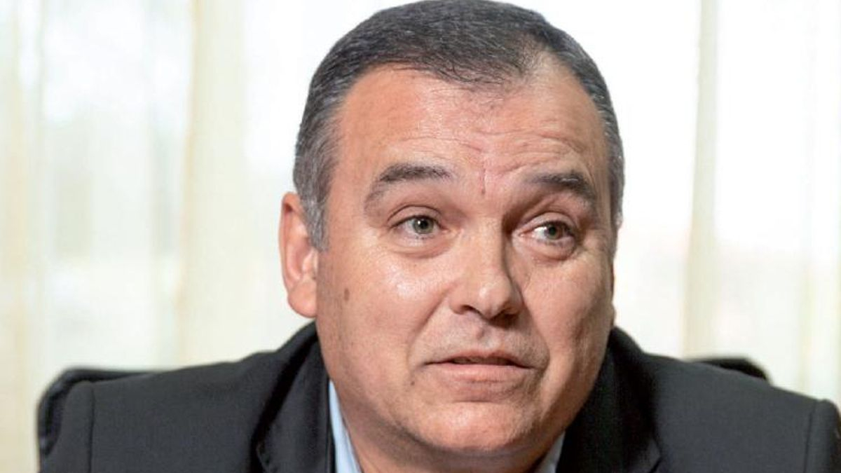 El alcalde de San Juan de la Rambla ve en la moción de censura una "traición política"