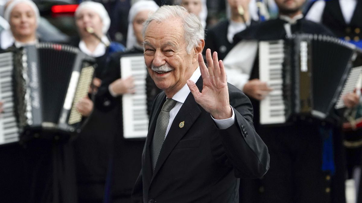 El escritor Eduardo Mendoza, en una imagen de archivo. EFE/Paco Paredes