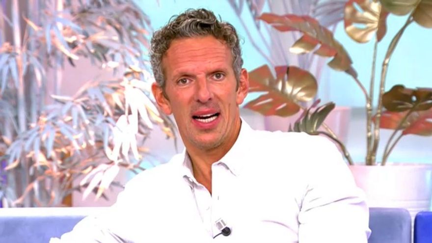 Joaquín Prat manda un nuevo mensaje a Ana Rosa, a la espera de su vuelta: "Se nos está haciendo un poquito de bola"