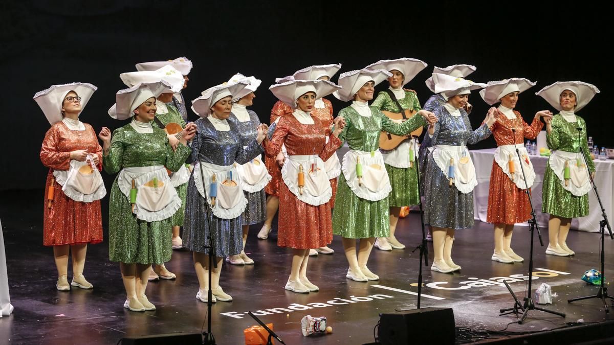 Chirigota 'Las que llevan mucho tiempo sin salir'