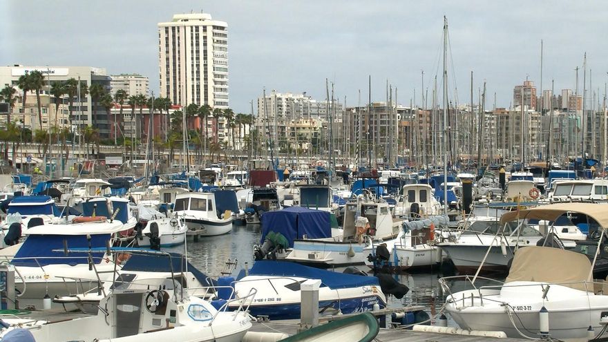 Desahucio inminente de una mujer mayor  y sin red familiar en el muelle deportivo de Las Palmas de Gran Canaria