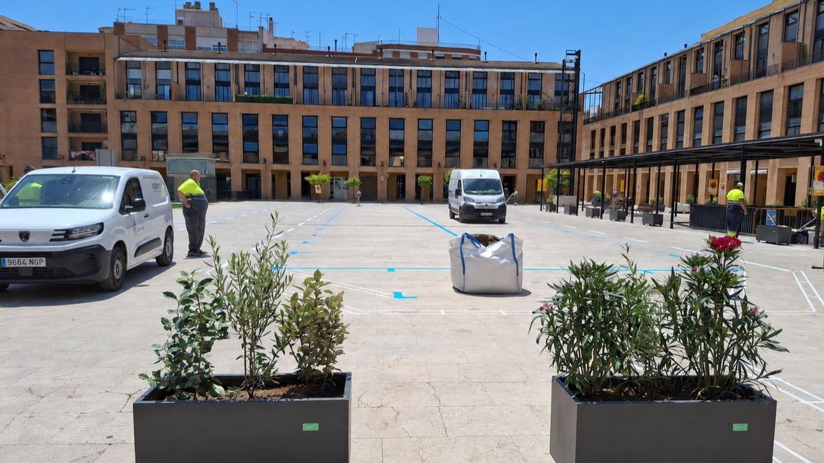 Catarroja inicia la reordenación de la Plaza Mayor para recuperar el espacio público para la ciudadanía tras la dana