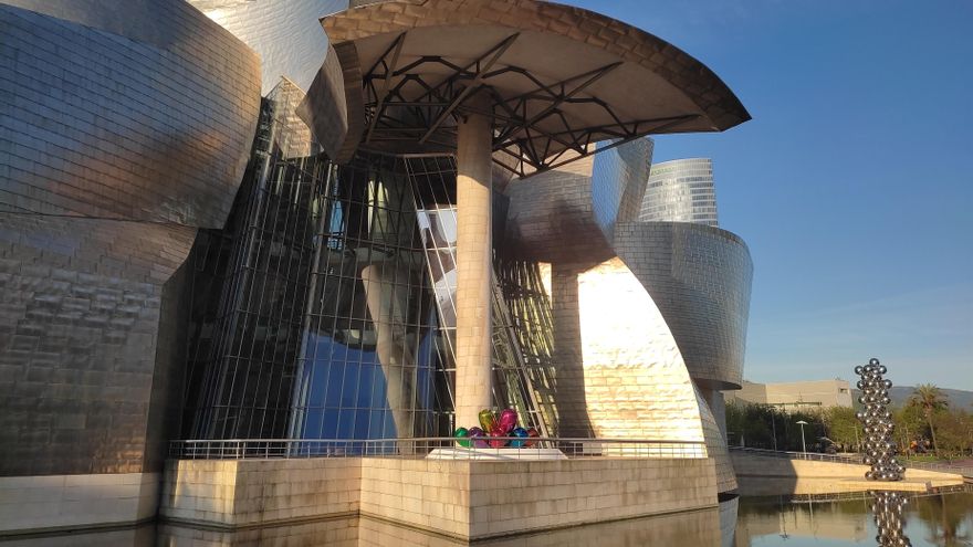 El Guggenheim de Bilbao programa para 2026 exposiciones de Ruth Asawa, Jasper Johns, Steve McQueen y Dan Flavin