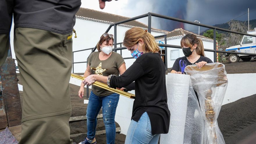 Rescate urgente de los elementos patrimoniales de la Iglesia de San Nicolás, en La Palma, ante el paso de la lava