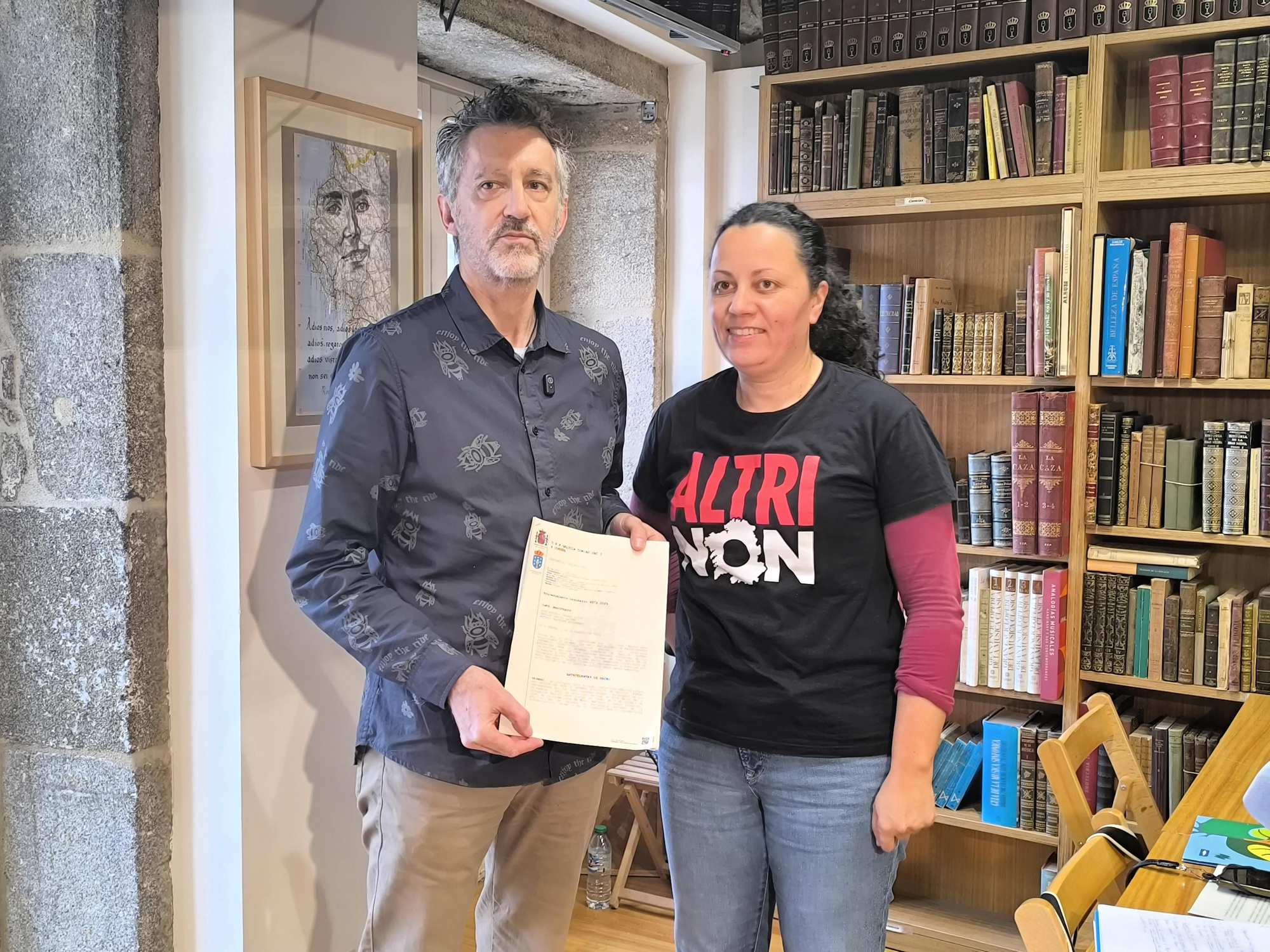 Los dirigentes de Adega Fins Eirexas y Belén Rodríguez sostienen la sentencia