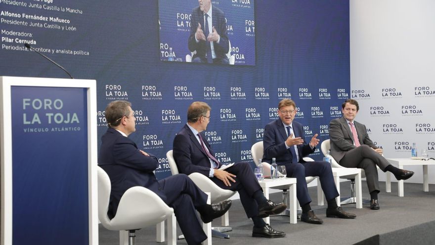 Ximo Puig interviene en el Foro La Toja.