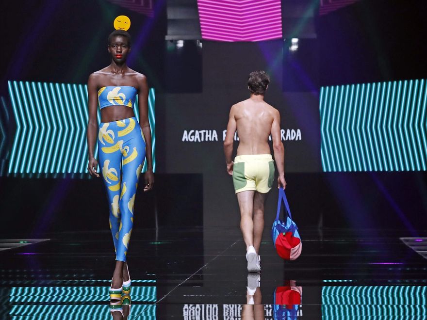Desfile de la colección de baño para 2023 de la diseñadora Ágatha Ruiz de la Prada este viernes en la segunda jornada de la pasarela de moda de baño Gran Canaria Swim Week by Moda Cálida