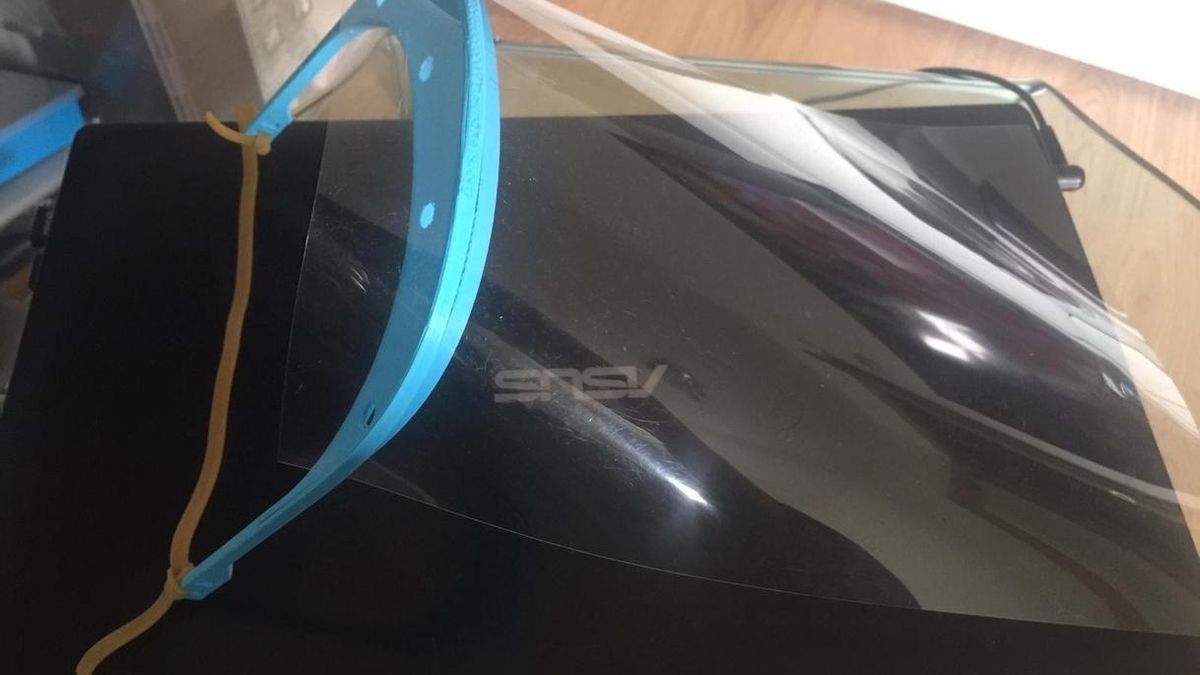 Astillero pone sus impresoras 3D a funcionar para fabricar máscaras de protección