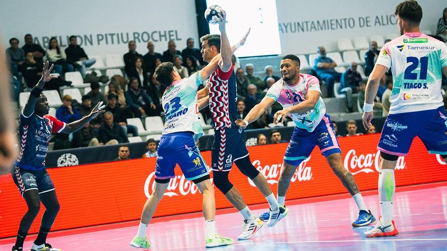 El Cajasol Ángel Ximénez se estrella con el muro de Alicante