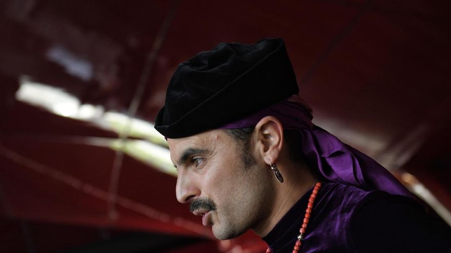 Rodrigo Cuevas denuncia una agresión homófoba a un conocido ocurrida en Gijón