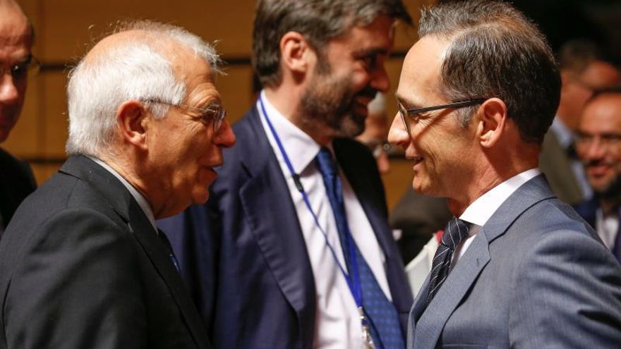 La UE eleva a 18 los sancionados a Venezuela sin cerrar puerta al diálogo
