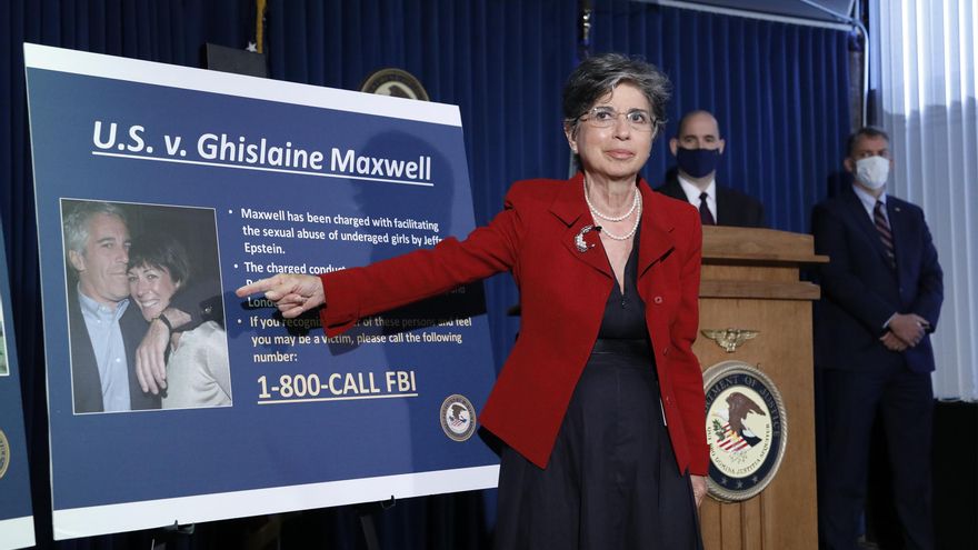 Ghislaine Maxwell, mano derecha de Jeffrey Epstein, declarada culpable de tráfico sexual de menores
