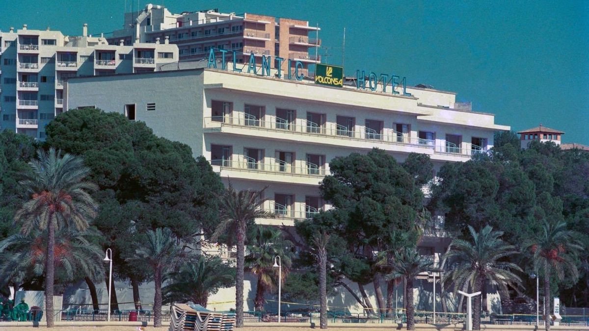 El hotel Atlantic, en los momentos previos a su demolición