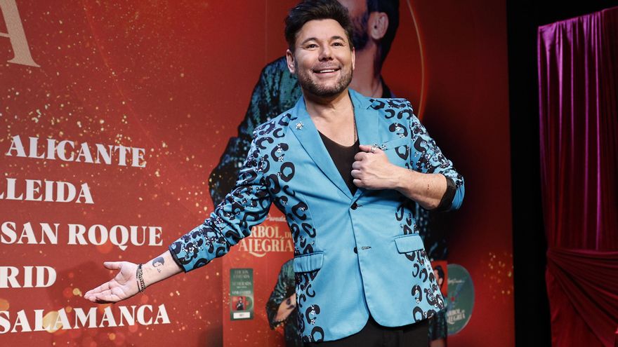 El emotivo homenaje de Miguel Poveda a su padre y a "la Navidad de la silla vacía"